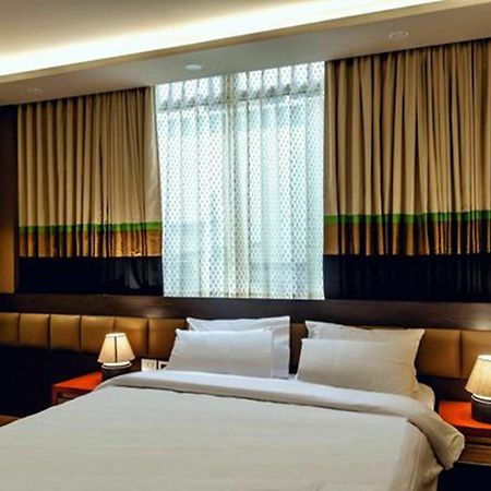 Minla Hotel Bangalore Esterno foto