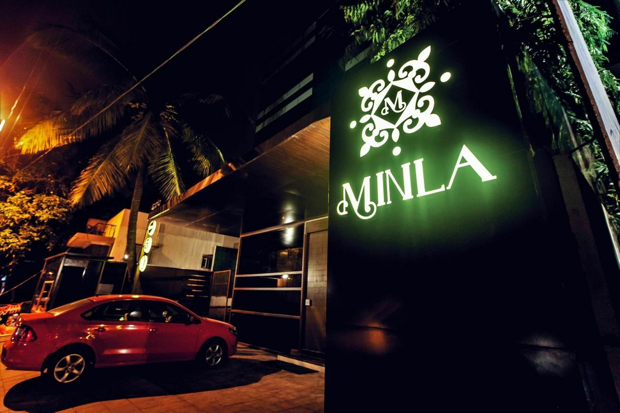 Minla Hotel Bangalore Esterno foto